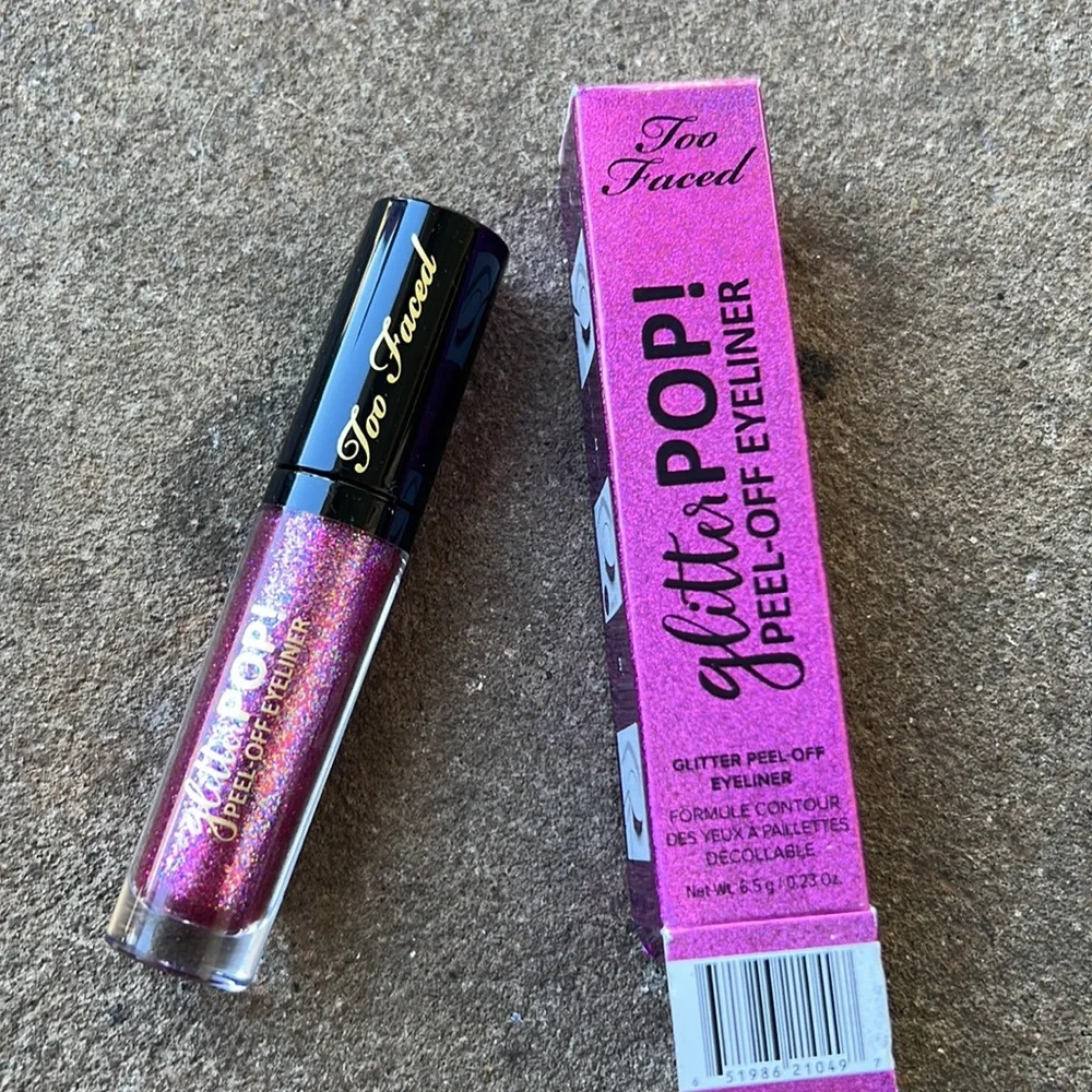 🍭💕HP! Rare! Kitty Glitter Too Faced Peel Off Glitter Eyeliner